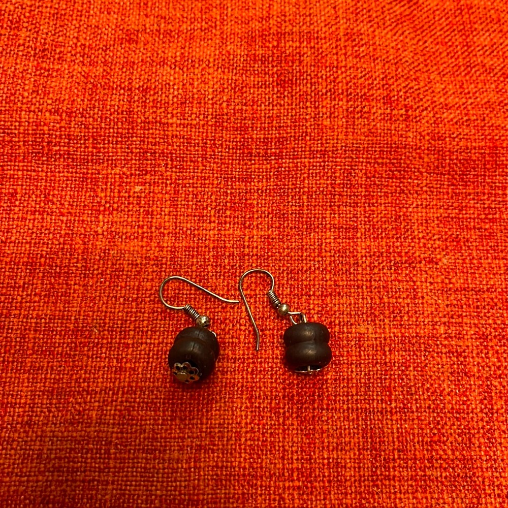 Wooden,Bead earrings! Gorgeous! Lightweight and fun!